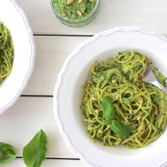 Healthy Vegan Avocado Basil Pesto