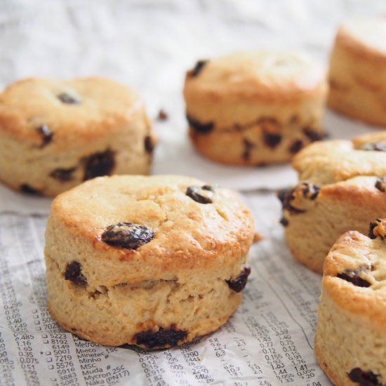 Oatmeal Buttermilk Scones