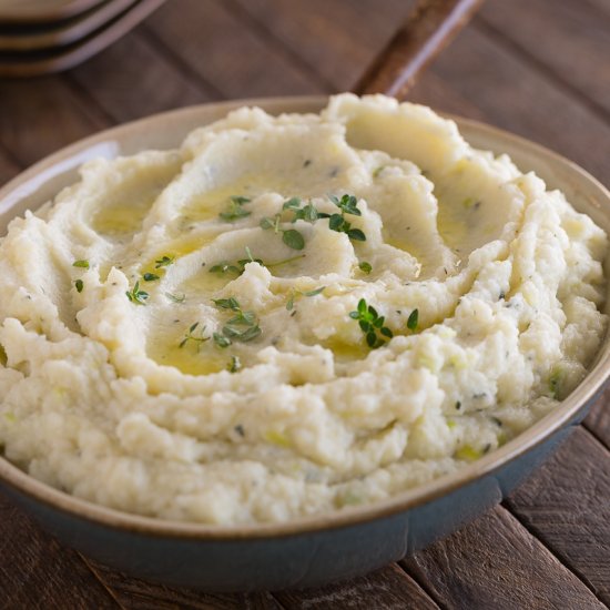 Creamy Cauliflower Puree with Herbs