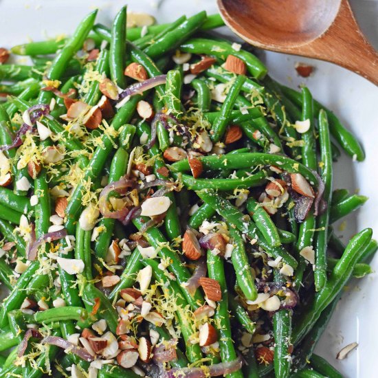 Fresh Green Beans with Almonds