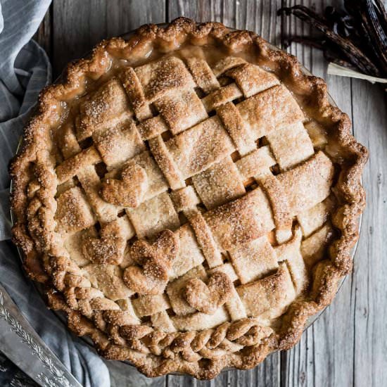 Vanilla Bean Pear Persimmon Pie