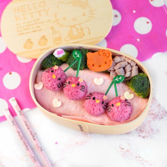 Hello Kitty Cherry Bento Box