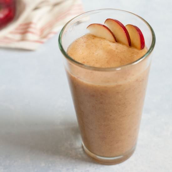 Holiday Apple Pear Smoothie