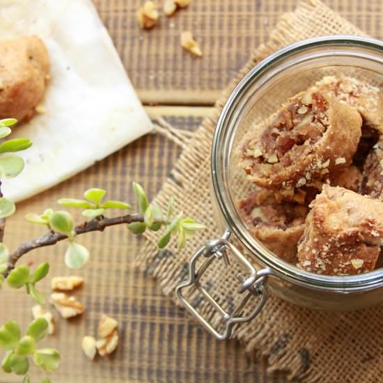 Vegan Roasted Walnut Date Cookies