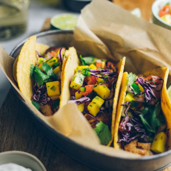 Fish Tacos With Mango Pico De Gallo