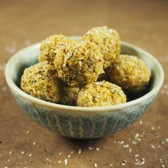 No-Bake Tahini Hemp Energy Balls