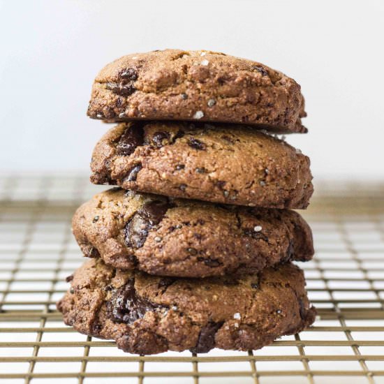 Paleo Chocolate Chip Cookies