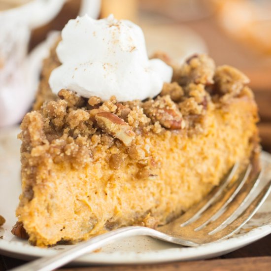 Streusel Topped Pumpkin Cheesecake