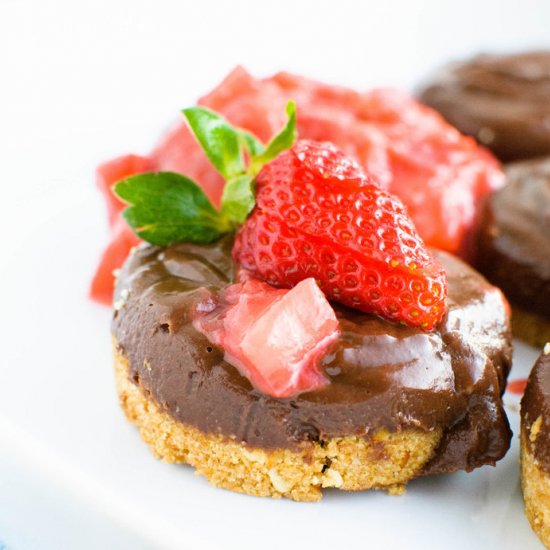 Chocolate Silk Pie w/ Fruit Topping