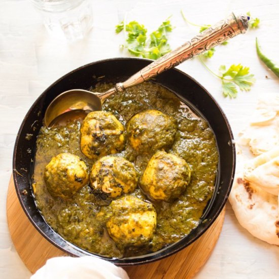 Chicken Kofta in green sauce