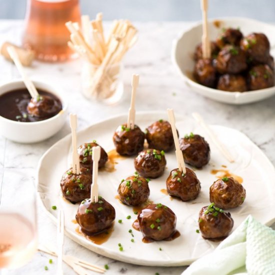 SWEET & SOUR COCKTAIL MEATBALLS