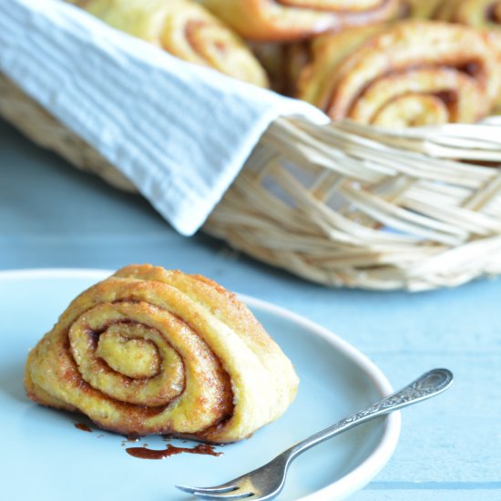 pretty pumpkin cinnamon sticky buns