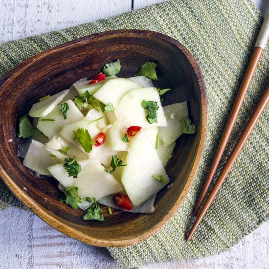 Simple Kohlrabi Salad