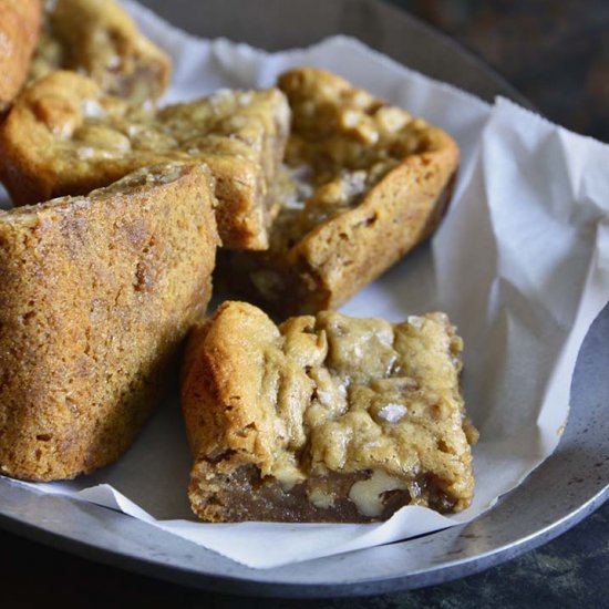 Flourless Pecan Pie Blondies