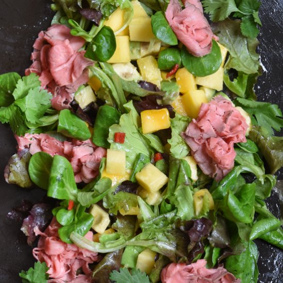 Salad with roast beef