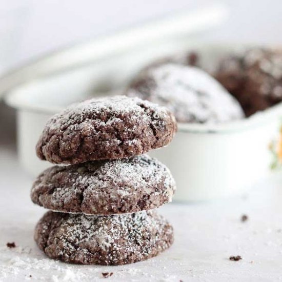 Snowy Chocolate Cookies