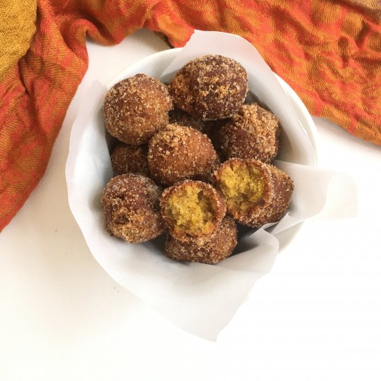 Pumpkin Donut Holes / Munchkins