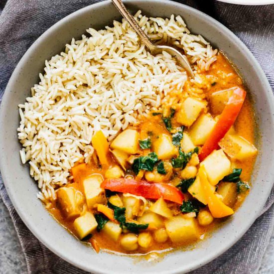 Spicy Vegan Potato Curry