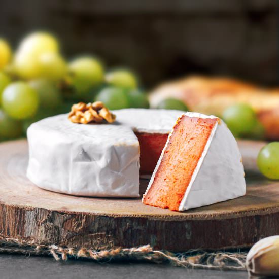 Vegan Sun-Dried Tomato Camembert