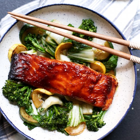 Pomegranate Gochujang Glazed Salmon