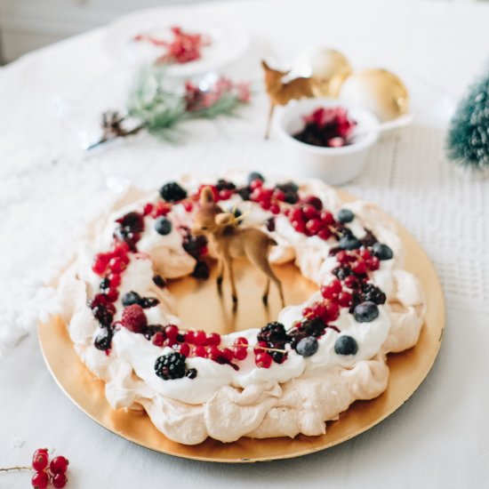 Xmas Wreath Pavlova