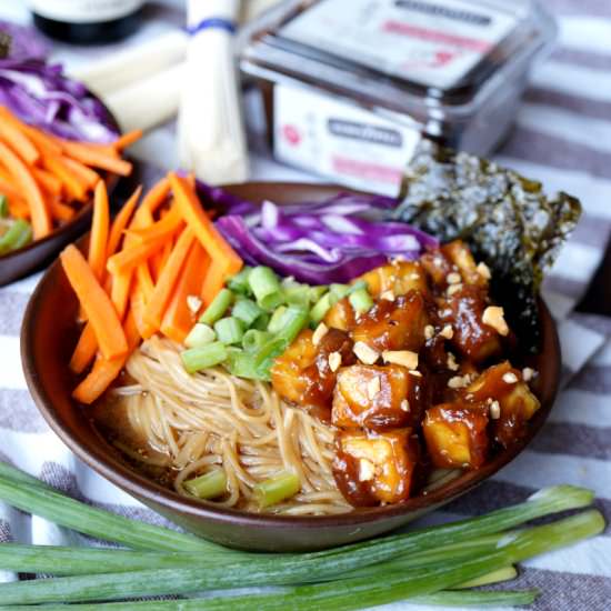 Vegan Peanut Ramen Noodles