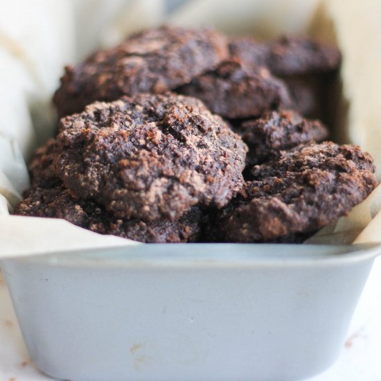 Paleo Chocolate Molasses Cookies