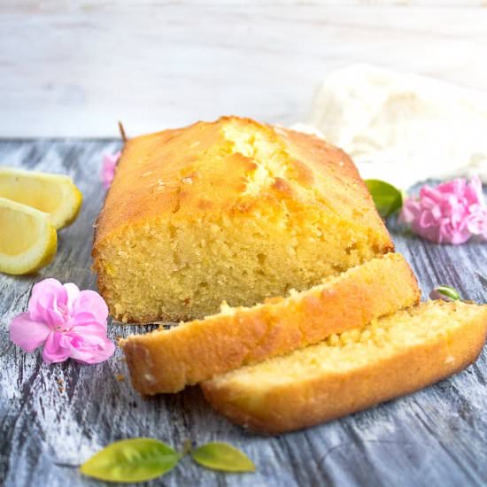 Easy Lemon Drizzle Cake