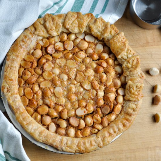 Vanilla Bean Macadamia Nut Pie