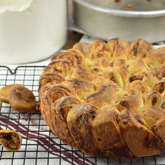 Fig-Filled Blue Cheese Bread