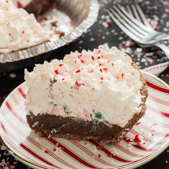 No Bake Candy Cane Pie