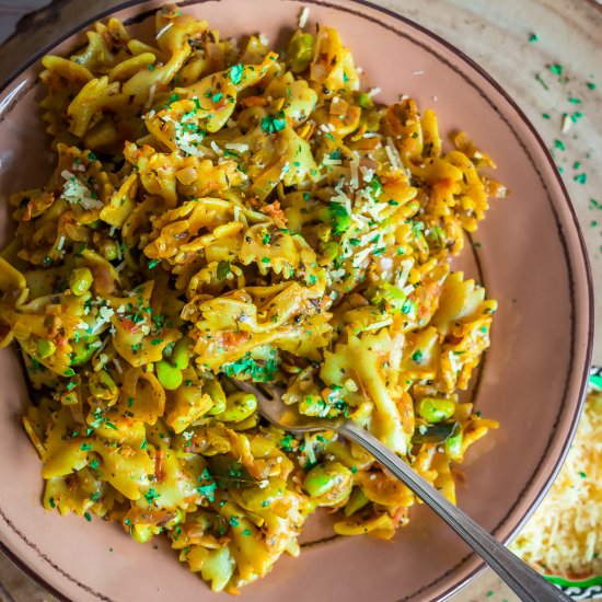 One Pot Indian Curry Pasta