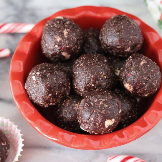 Peppermint Chocolate Snack Bites