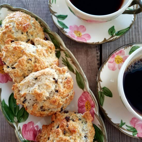 Oat & Currant Scones