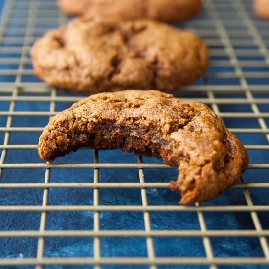 Chewy Molasses Cookies