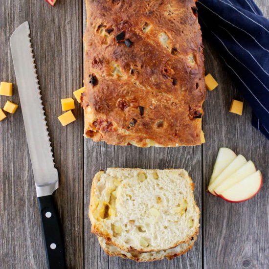 Apple Cheddar Bread