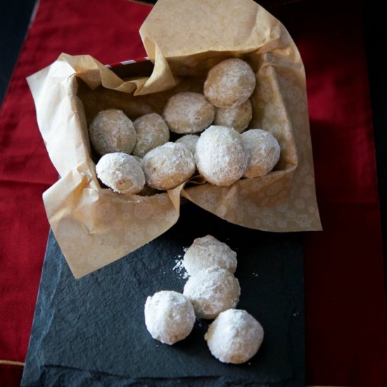 Pecan Snowballs