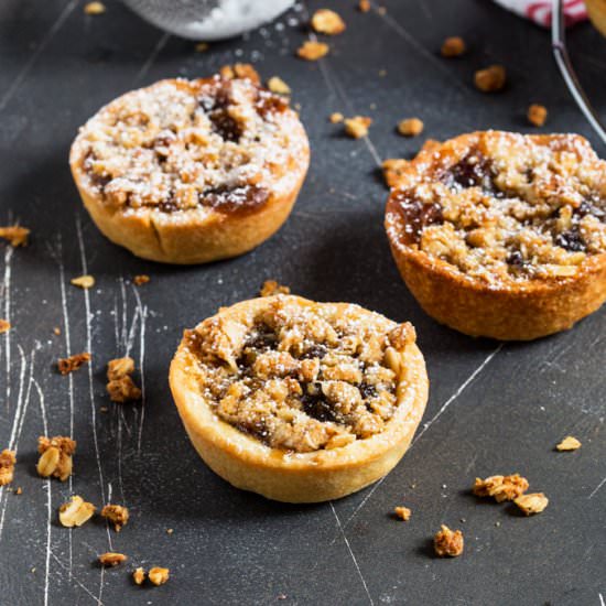 Crumble Mince Pies