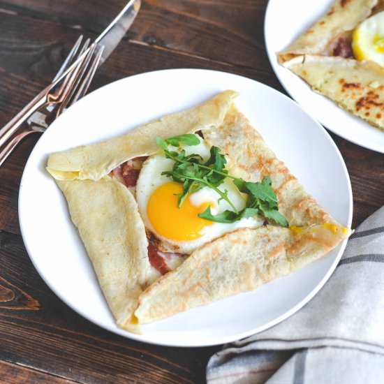 Cheesy Country Ham and Egg Crepes