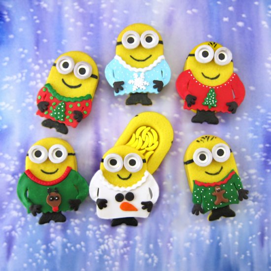 Minion Christmas Piñata Cookies