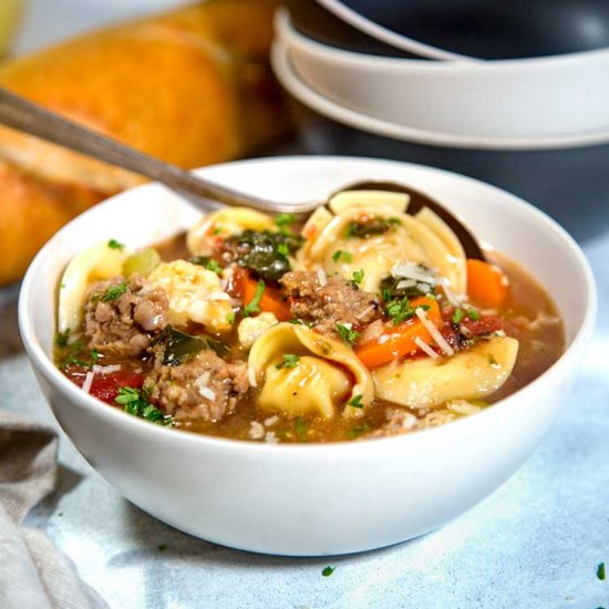 Pesto Sausage Tortellini Soup