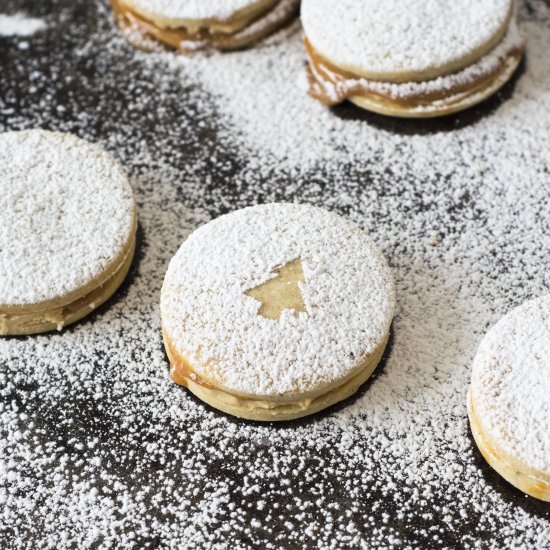 Holiday Spice Alfajores