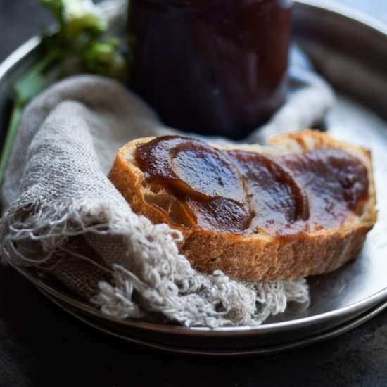 Slow cooker apple butter