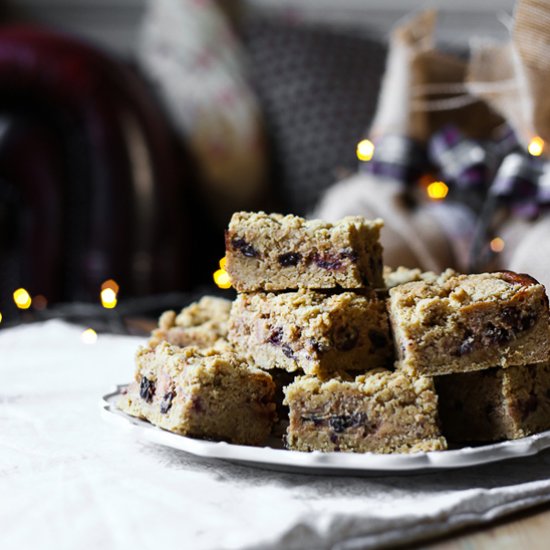 Mince Pie Cheesecake Oat Bars