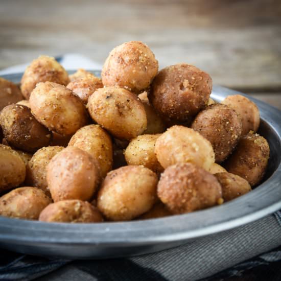 Spiced macadamia nuts