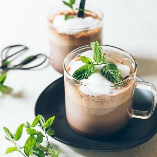 Peppermint Adaptogen Hot Chocolate