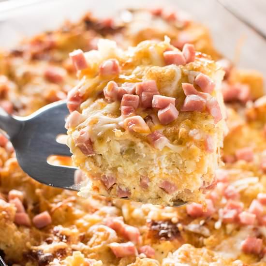 Tater Tot Breakfast Casserole