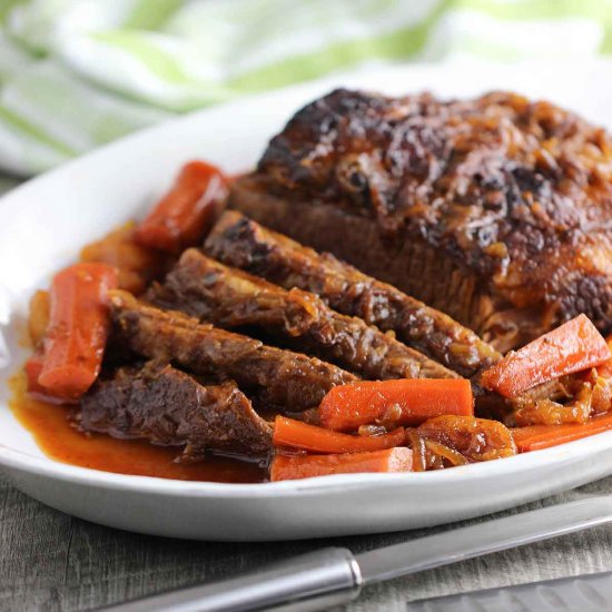 Beef Brisket with Carrots and Apricots