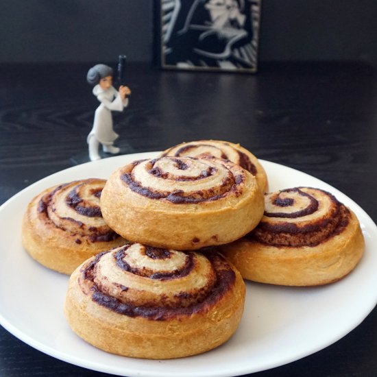 Princess Leia cinnamon buns