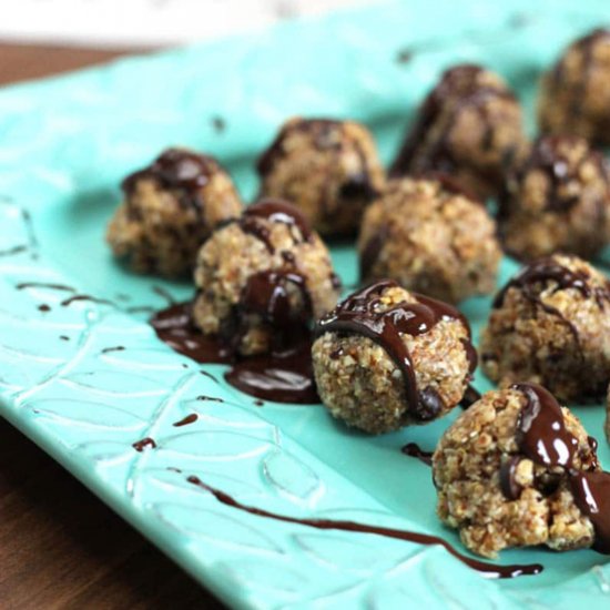 Chocolate Toasted Quinoa Bites